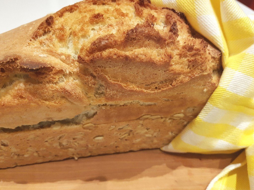 Schnelles Brot mit Trockenhefe backen - einfaches Rezept