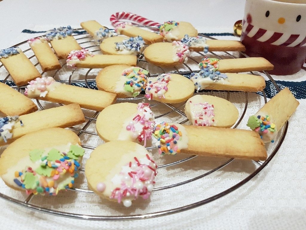 Thermomix Butterplätzchen mit weißer Schokolade, backen mit Kindern, backen Thermomix, backen zu Weihnachten, Butterplätzchen, Butterplätzchen mit weißer Schokolade, Kekse, Kekse mit dem Thermomix, kinder rezepte thermomix, kinder rezepte thermomix tm5, kinderrezepte für thermomix, kinderrezepte thermomix, Plätzchen, plätzchen backen thermomix, plätzchen für thermomix, plätzchen im thermomix, plätzchen im thermomix tm5, plätzchen kekse thermomix, plätzchen mit thermomix, plätzchen mit thermomix rezepte, plätzchen rezept thermomix tm5, plätzchen thermomix einfach, plätzchen thermomix kinder, plätzchen thermomix rezepte, plätzchen thermomix schnell, plätzchen thermomix tm5, plätzchen traum thermomix, plätzchen von thermomix, plätzchenteig thermomix, rezepte für thermomix tm5, rezepte im thermomix, rezepte thermomix blog, rezepte thermomix brunch, rezepte thermomix einfach, rezepte thermomix frühstück, rezepte thermomix für kinder, Thermomix, thermomix plätzchen blog, thermomix plätzchen für kinder, thermomix plätzchen ohne ausstechen, thermomix plätzchen weihnachten, Thermomix Rezept