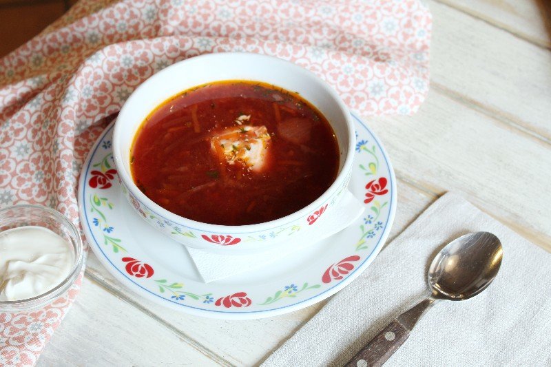 Anzeige: Traditionelle russische Küche, Rezept für Syrniki ... Anzeige: Traditionelle russische Küche, Rezept für Syrniki ...