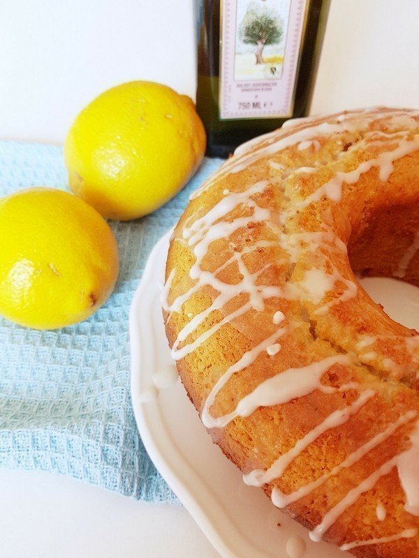Zitronen-Olivenöl-Kuchen