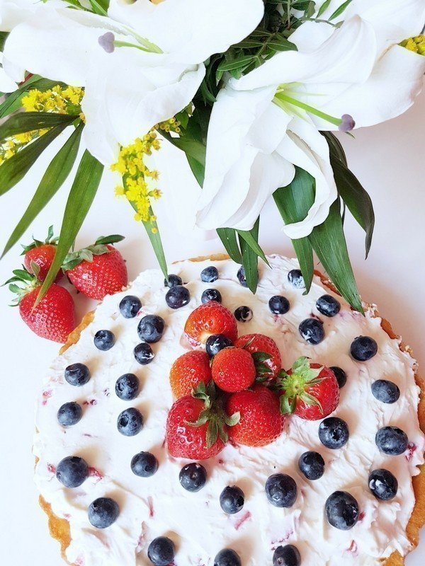 Muttertag Blumen zum Torte