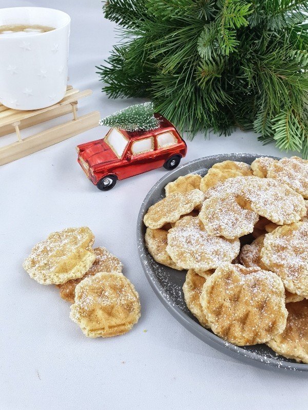 Plätzchen thermomix, kekse thermomix, kekse kinder thermomix, waffelkekse, waffelplätzchen, waffelplätzchen backen, waffelplätzchen backen einfach, waffelplätzchen backen waffeleisen, waffelplätzchen einfach und schnell, waffelplätzchen für kinder backen, waffelplätzchen grundrezept, waffelplätzchen haltbarkeit, waffelplätzchen im thermomix, waffelplätzchen im tm5, waffelplätzchen inhaltsstoffe, waffelplätzchen knusprig, waffelplätzchen lagern, waffelplätzchen lecker, waffelplätzchen leicht, waffelplätzchen rezept, waffelplätzchen rezept einfach, waffelplätzchen selber backen, waffelplätzchen selber machen, waffelplätzchen selbst gemacht, waffelplätzchen thermomix, waffelplätzchen zimt, kekse aus dem thermomix, kekse aus thermomix, kekse backen mit dem thermomix, kekse backen thermomix, kekse für thermomix, kekse im thermomix, kekse kinder thermomix, plätzchen thermomix, Kekse Thermomix, kekse thermomix einfach, kekse thermomix rezept, kekse thermomix tm5, plätzchen backen thermomix, plätzchen für thermomix, plätzchen im thermomix, plätzchen im thermomix tm5, plätzchen thermomix kinder, schnelle haferkekse thermomix, schnelle kekse im thermomix, thermomix kekse schnell, thermomix plätzchen blog, thermomix plätzchen für kinder, thermomix plätzchen, waffelplätzchen