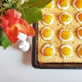 ostereikuchen, Backen zu Ostern, kuchen aus thermomix, thermomix kuchen am vortag backen, torte backen thermomix, kuchen thermomix bester, kuchen thermomix blog, torten biskuit thermomix, thermomix torten blog, thermomix tortenboden, tortencreme thermomix, kuchen creme thermomix, thermomix kuchen die besten, spielgeleikuchen thermomix einfach, kuchen ostern thermomix, kuchen thermomix einfach, spielgelei kuchen thermomix einfach, spiegeleikuchen thermomix, spiegeleikuchen blech thermomix, spiegeleikuchen rezept thermomix, spiegeleikuchen mit schmand thermomix, spiegeleikuchen thermomix tm5, spiegeleikuchen vom blech thermomix, spiegeleikuchen thermomix tm6, kuchen ostern thermomix tm6, ostern thermomix tm6, blechkuchen ostern thermomix tm6, blechkuchen thermomix tm6, spiegeleikuchen, spiegeleikuchen ohne pudding, spiegeleikuchen rezept, spiegeleikuchen mit creme fraiche, spiegeleikuchen mit aprikosen, spiegeleikuchen auf dem blech, spiegeleikuchen aprikosen, spiegeleikuchen aufbewahren, spiegeleikuchen mal anders, spiegeleikuchen backen, spiegeleikuchen blech thermomix, spiegeleikuchen blech rezept, spiegeleikuchen bilder, spiegeleikuchen backzeit, spiegeleikuchen creme fraiche, cremiger spiegeleikuchen, spiegeleikuchen dekorieren, spiegeleikuchen einfaches rezept, spiegeleikuchen für kinder, spiegeleikuchen leicht gemacht, spiegeleikuchen im thermomix, spiegeleikuchen leicht, spiegeleikuchen wie lange backen, spiegeleikuchen ostereikuchen, spiegeleikuchen rezept einfach,