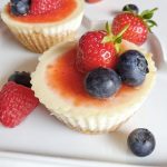 cheesecake mini tarts, cheesecake mini muffins, cheesecake muffins, cheesecake auf deutsch, cheesecake backen, cheesecake thermomix new york, cheesecake thermomix tm5, cheesecake american thermomix, amerikanischer cheesecake thermomix, american cheesecake mit erdbeersauce thermomix, thermomix american cheesecake mit heidelbeeren, cheesecake thermomix tm6, mini cheesecakes thermomix