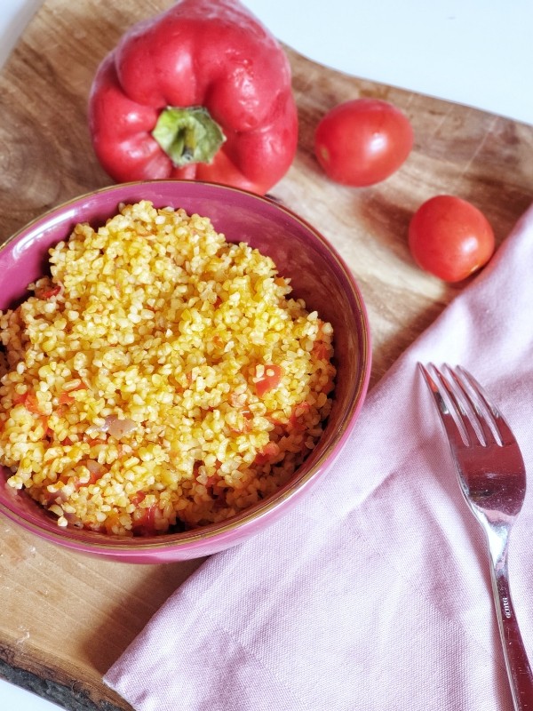 Bulgur mit Paprika und Tomate 1 - SIMPLYLOVELYCHAOS