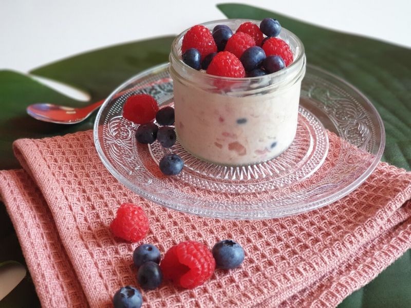 Bircher-Müsli mit Beeren - SIMPLYLOVELYCHAOS