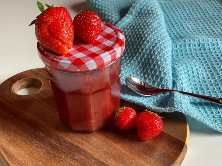 Erdbeer-Rhabarber-Marmelade - SIMPLYLOVELYCHAOS