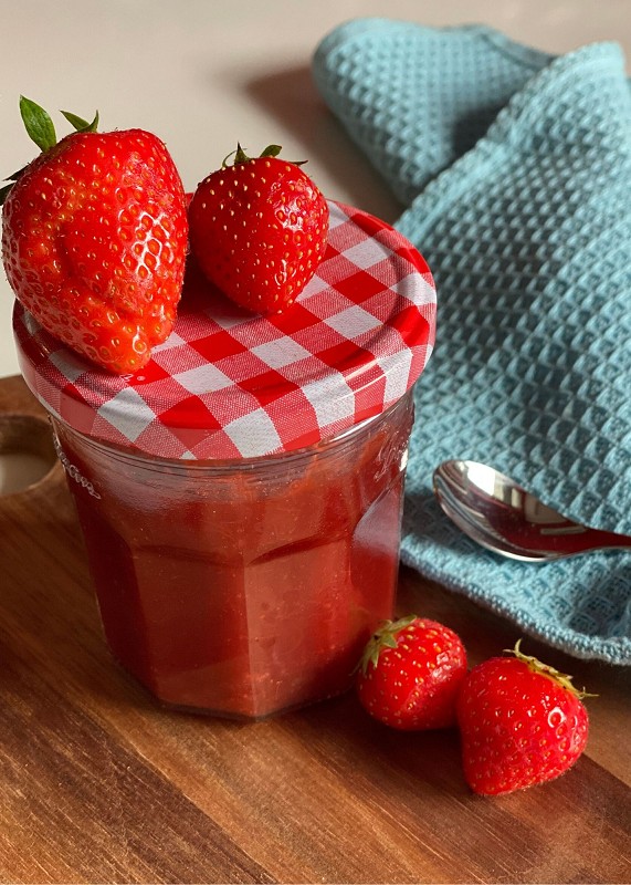 Erdbeeren Liebe - 10 Lieblingsrezepte mit Erdbeeren - SIMPLYLOVELYCHAOS